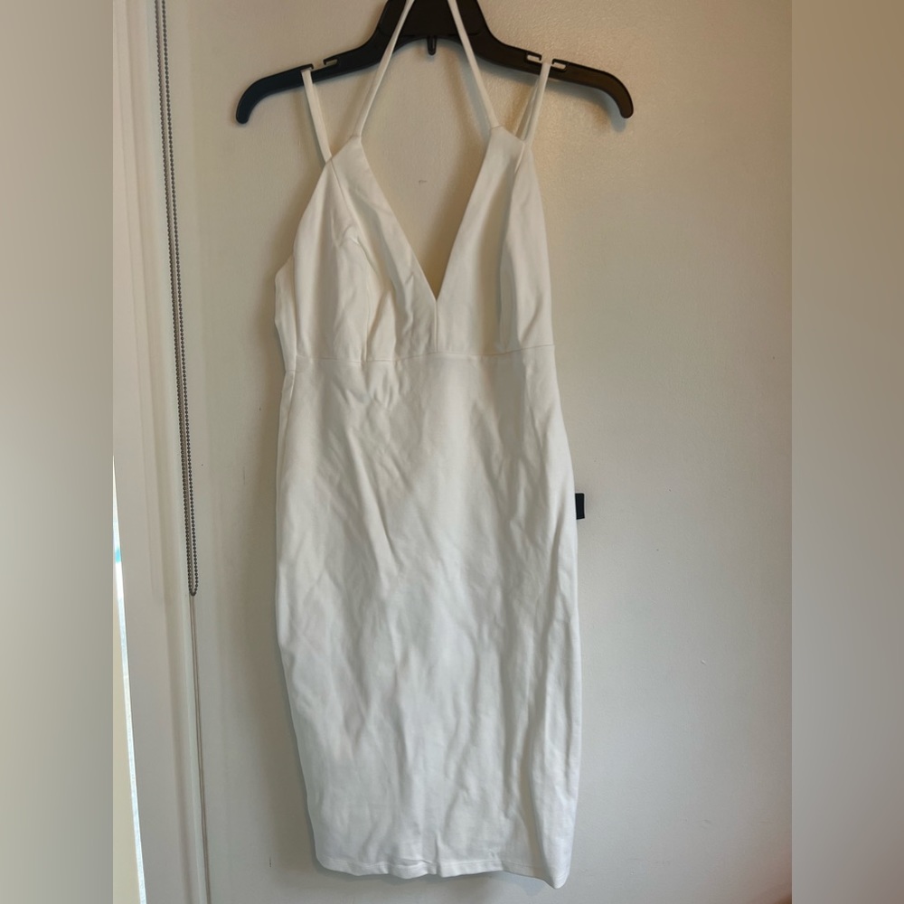 Lulus, M, White Cocktail dress, Never Worn, NWT, Halter + shoulder straps, ziper